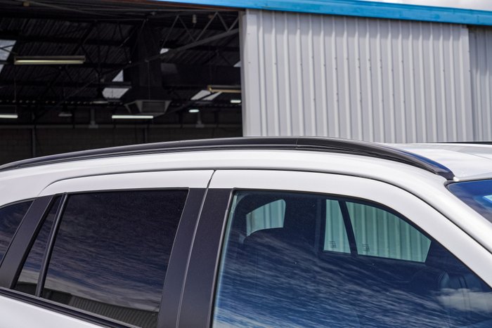 2026 Isuzu MU-X X-TERRAIN