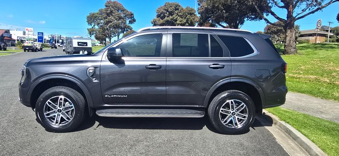 2022 Ford Everest Platinum