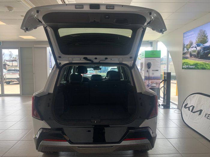 2026 Kia EV5 MY26 Kia EV5 OVC EARTH AWD LR BLACK INT (M2W5YGZ7ZKK275)