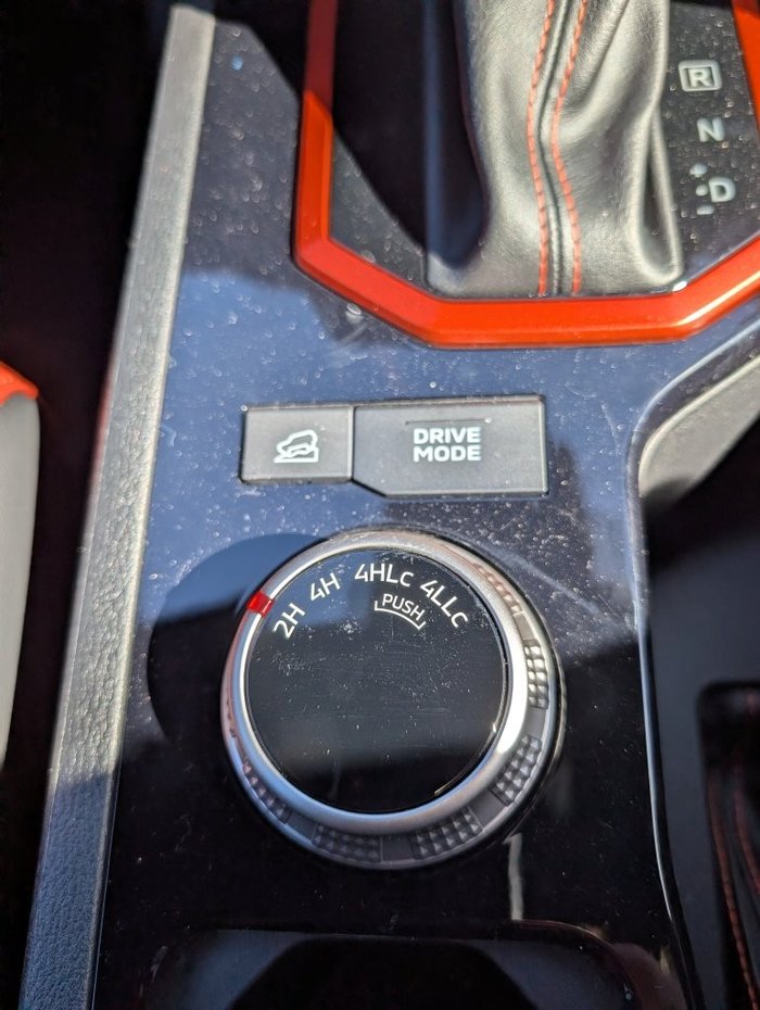 2026 NISSAN NAVARA PRO-4X