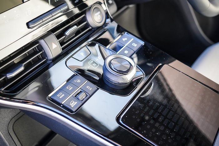 2024 Toyota BZ4X Standard AWD
