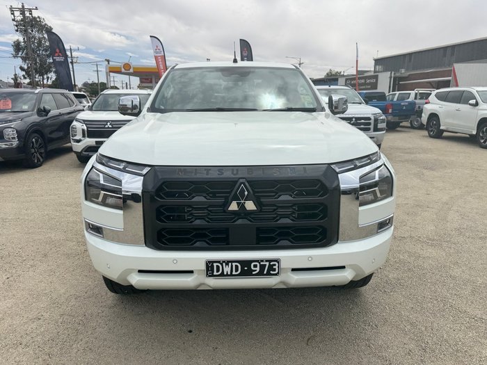 2025 MITSUBISHI Triton GLS