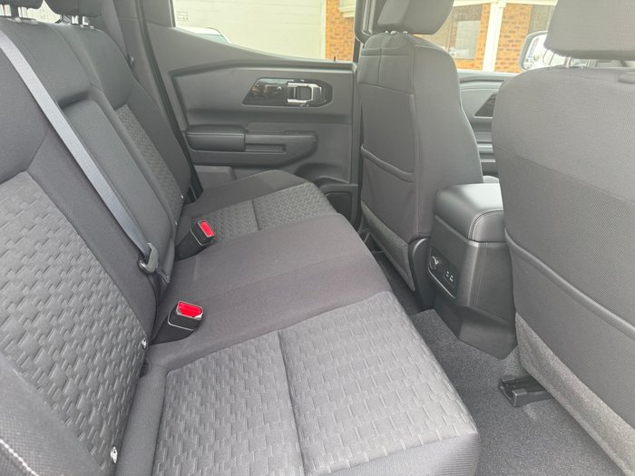 2025 MITSUBISHI Triton GLS