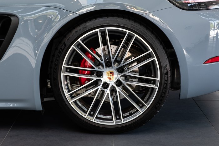 2024 Porsche 718 Boxster GTS 4.0