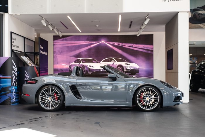 2024 Porsche 718 Boxster GTS 4.0