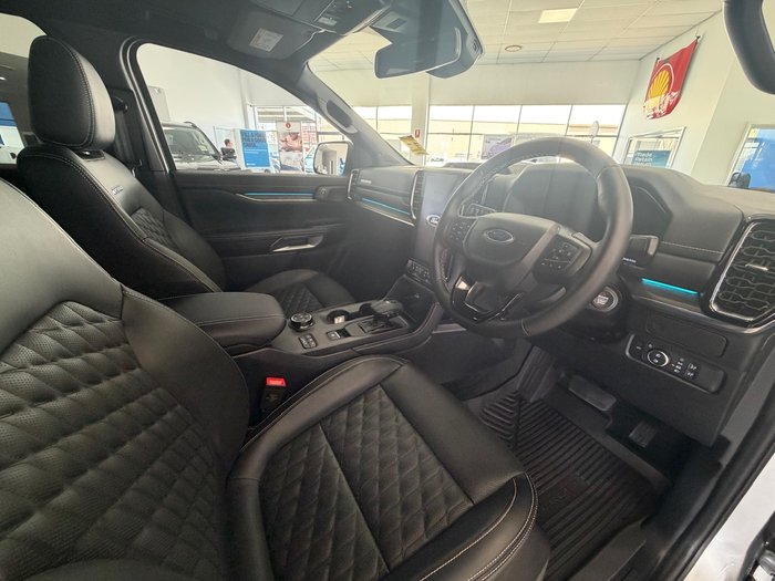 2025 Ford Everest Platinum