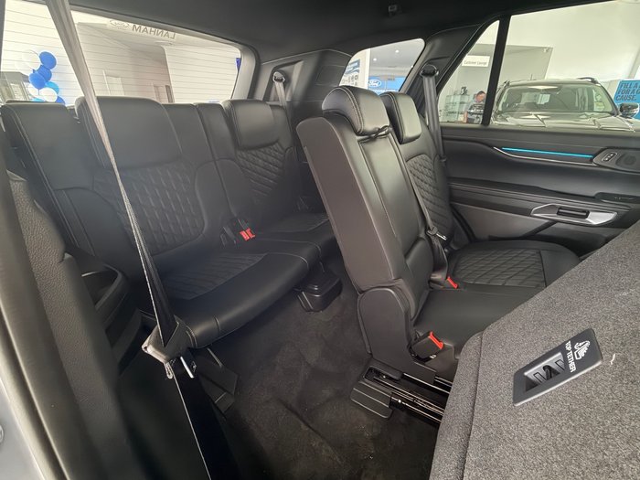 2025 Ford Everest Platinum