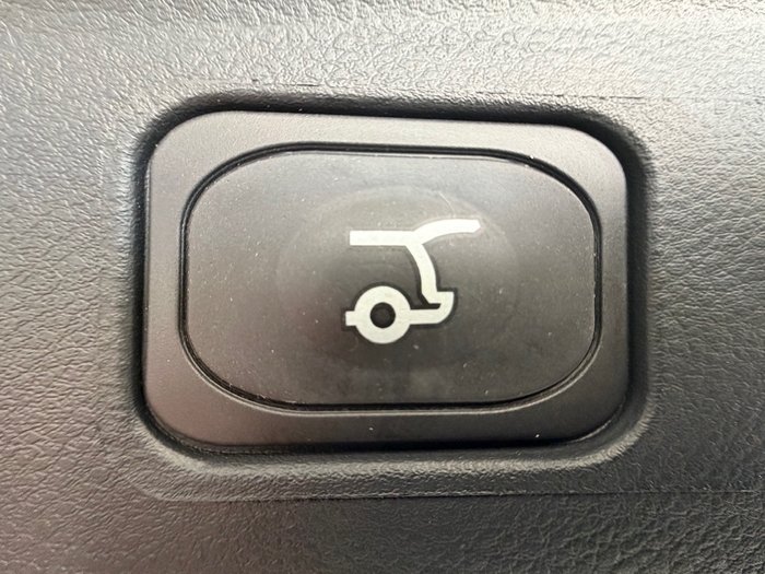 2025 Ford Everest Platinum