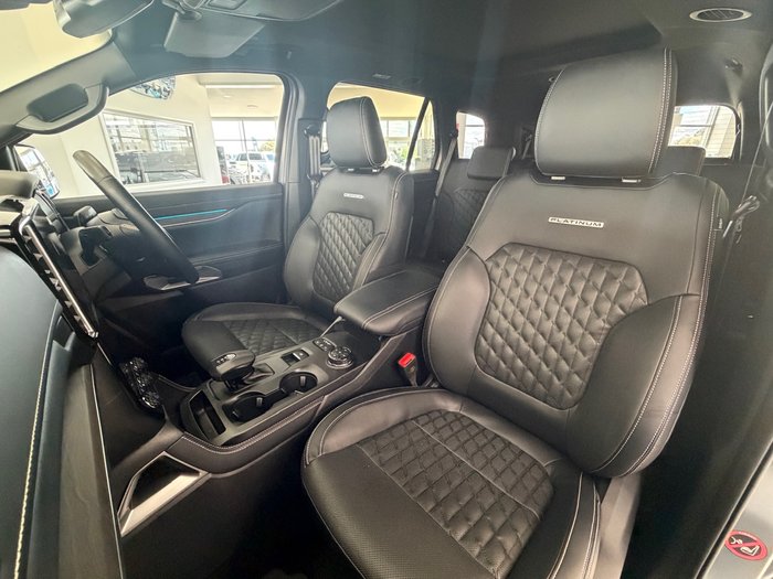 2025 Ford Everest Platinum