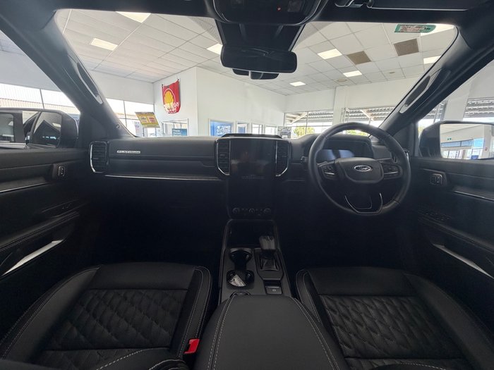 2025 Ford Everest Platinum