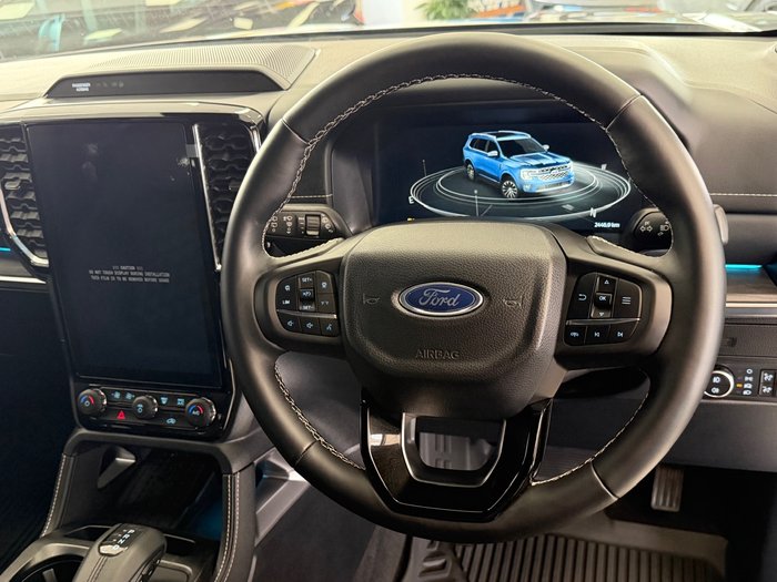 2025 Ford Everest Platinum