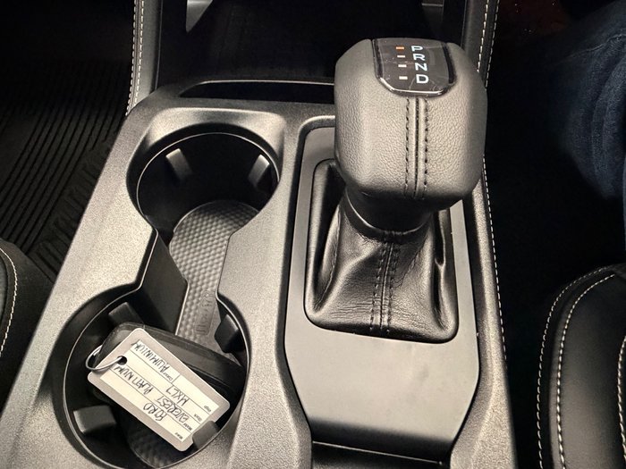 2025 Ford Everest Platinum