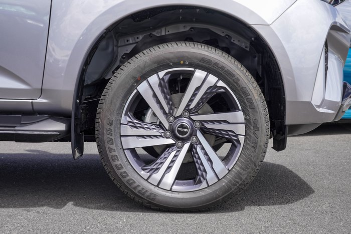 2025 Isuzu MU-X LS-T