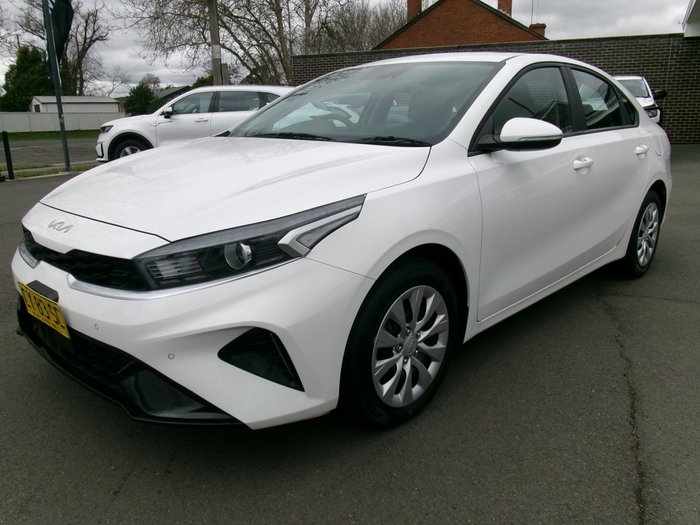 2022 KIA CERATO
