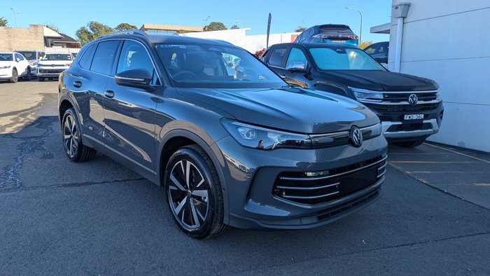 2026 VOLKSWAGEN Tiguan ELEGANCE