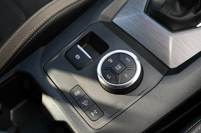 2025 Volkswagen Amarok