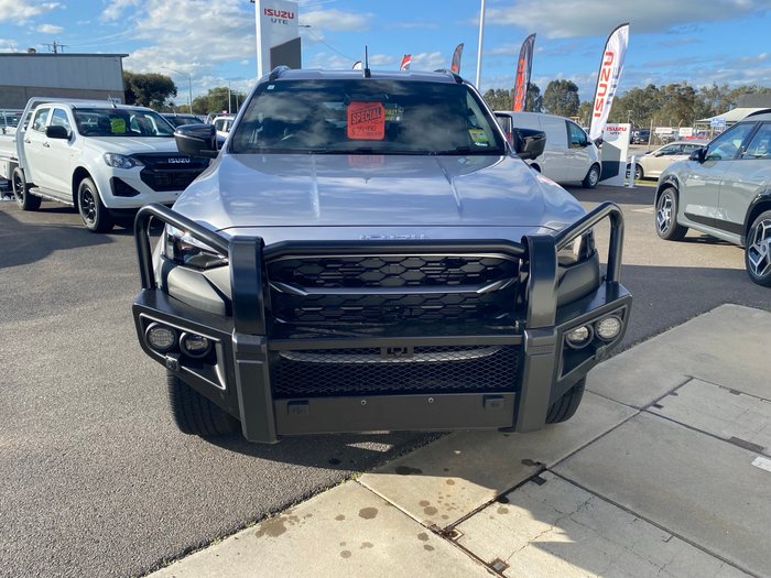 2026 ISUZU MU-X LS-T