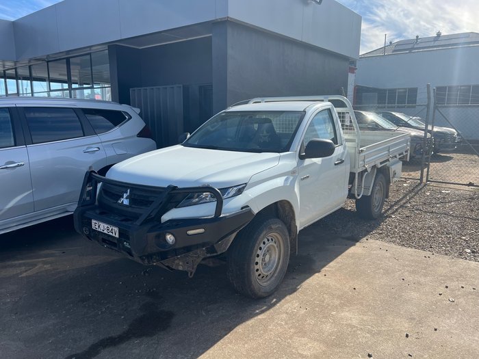 2020 MITSUBISHI TRITON GLX