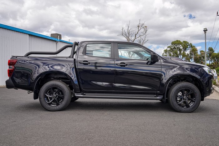 2026 Isuzu D-MAX X-RIDER