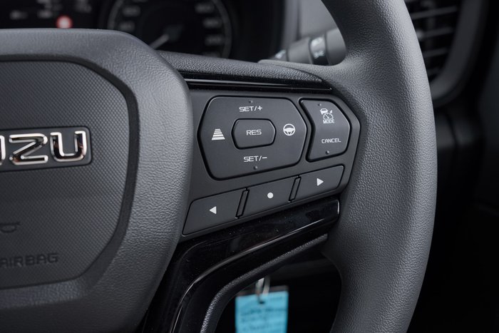 2026 Isuzu D-MAX X-RIDER