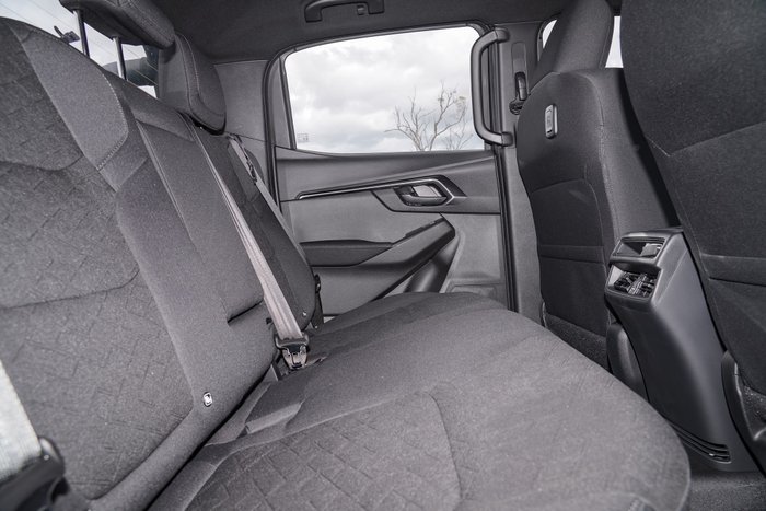 2026 Isuzu D-MAX X-RIDER