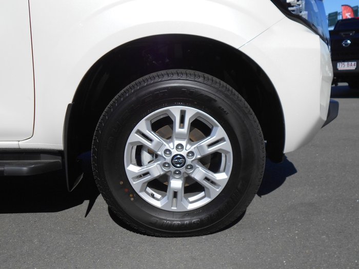 2025 Nissan Navara ST
