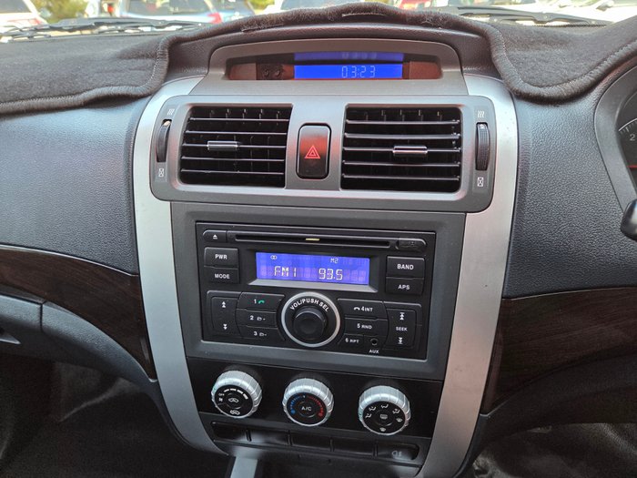 2014 FOTON TUNLAND 4X2 WHITE