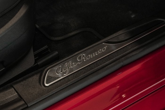 2025 Alfa Romeo Giulia Quadrifoglio