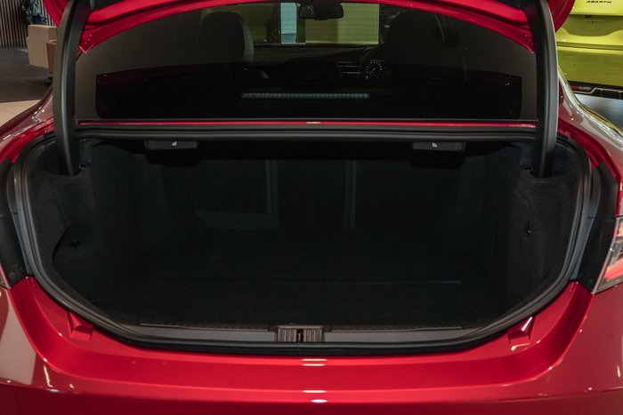 2025 Alfa Romeo Giulia Quadrifoglio