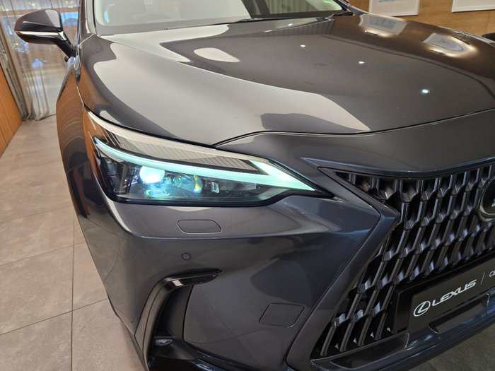 2025 Lexus NX350H Luxury AWD