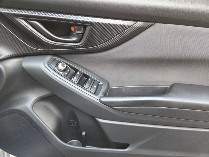 2017 SUBARU MY18 XV 2.0-i SILVER