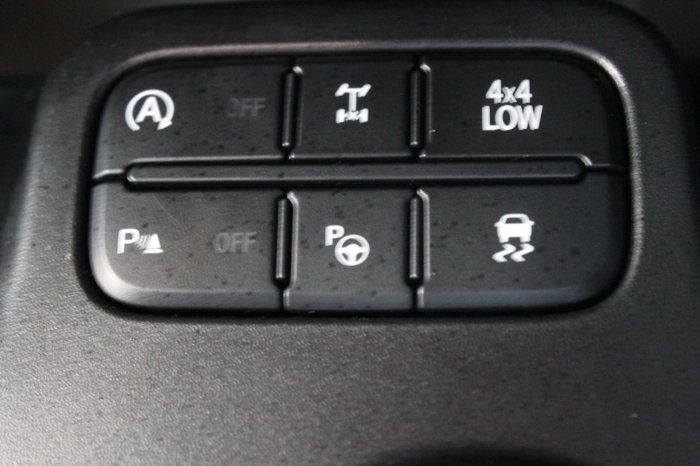 2022 Ford Everest Titanium