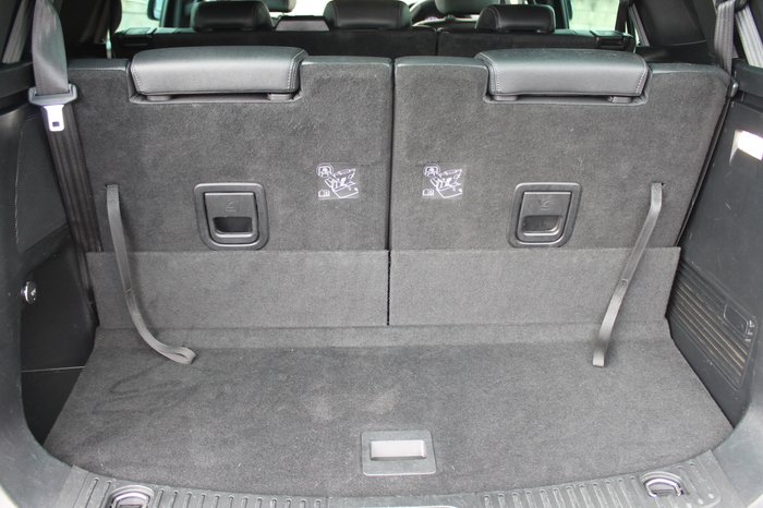 2022 Ford Everest Titanium