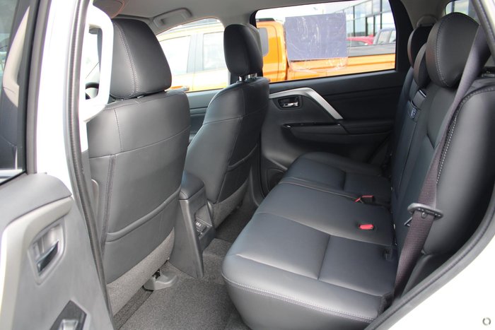 2024 Mitsubishi Pajero Sport Exceed