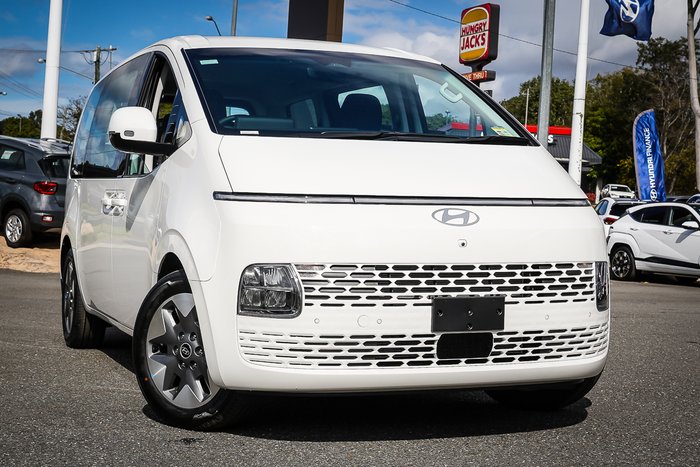 2025 Hyundai STARIA