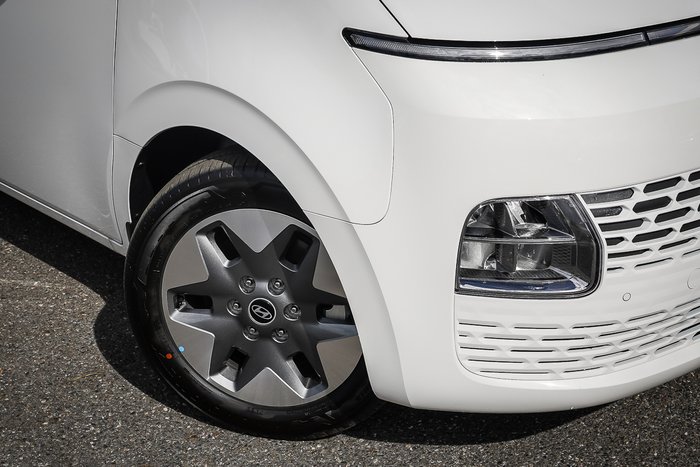 2025 Hyundai STARIA