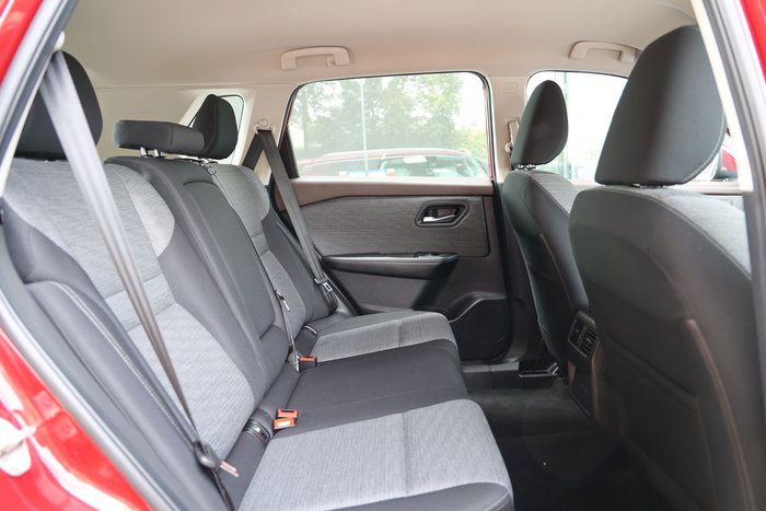 2023 Nissan X-TRAIL ST