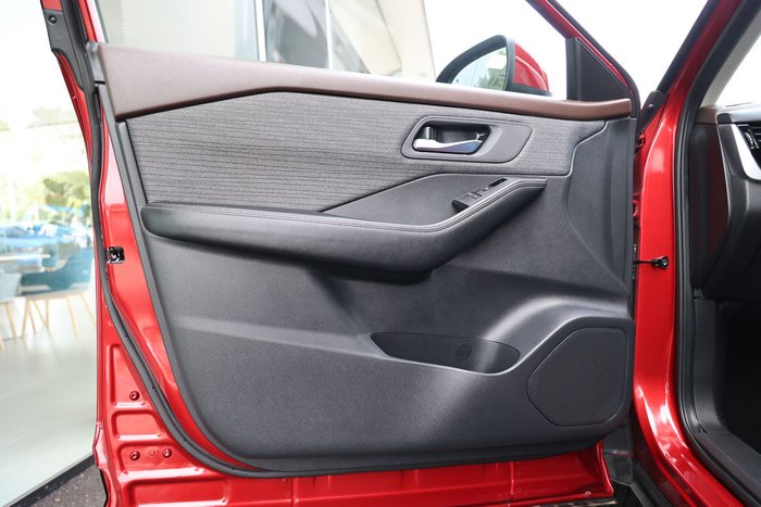 2023 Nissan X-TRAIL ST