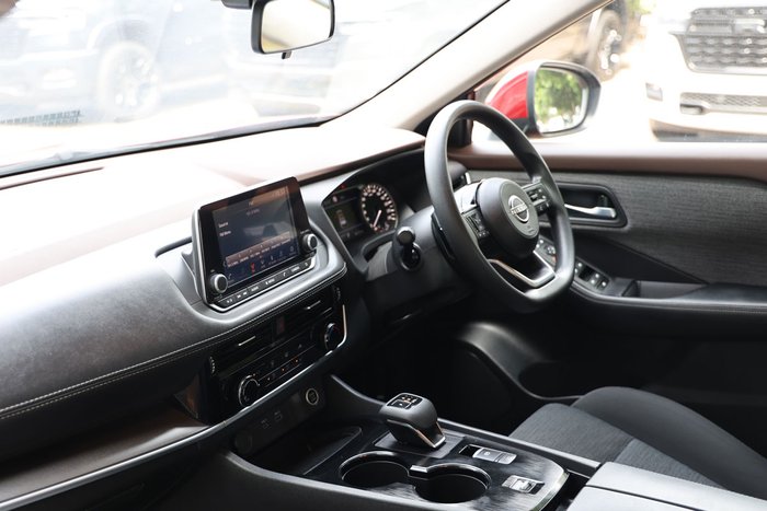 2023 Nissan X-TRAIL ST