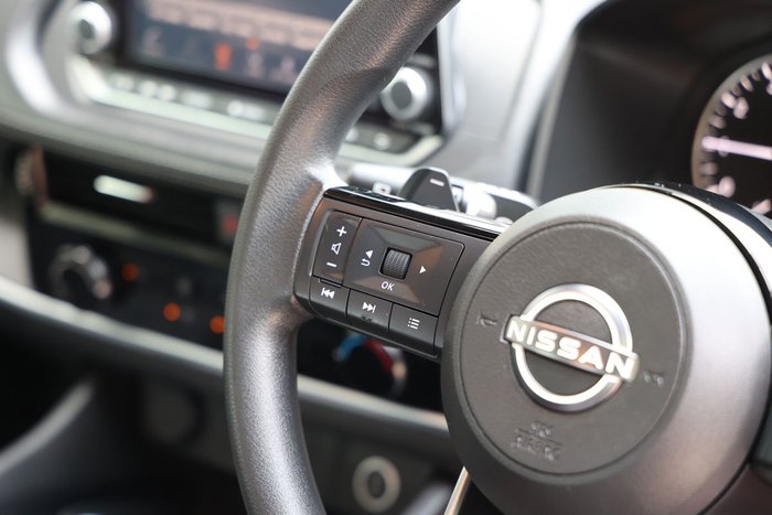 2023 Nissan X-TRAIL ST