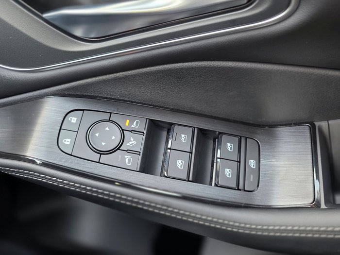 2025 Nissan X-TRAIL ST-L