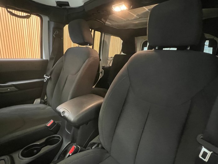 2018 JEEP WRANGLER UNLIMITED SPORT (4x4)