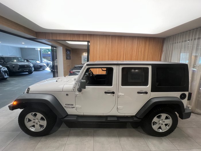 2018 JEEP WRANGLER UNLIMITED SPORT (4x4)