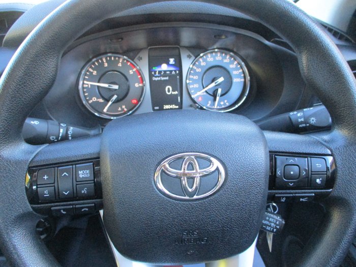 2025 Toyota Hilux SR GUN126R White