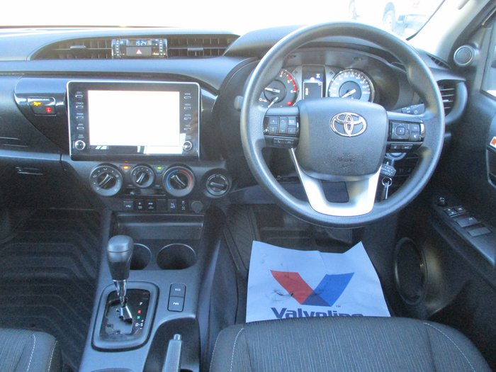 2025 Toyota Hilux SR GUN126R White