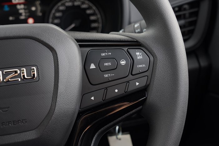2026 Isuzu D-MAX X-RIDER