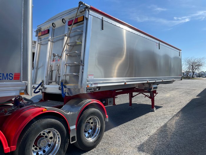 2024 TRAILER LUSTY EMS LUSTY SLIDING LEAD - TRI L Silver