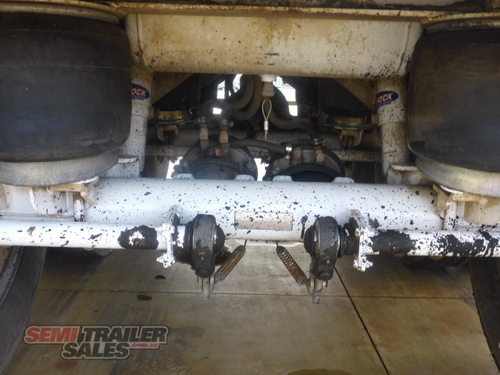 2007 Boomer Live Bottom Trailer