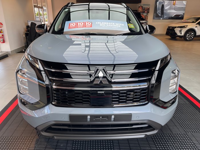 2026 MITSUBISHI Outlander LS