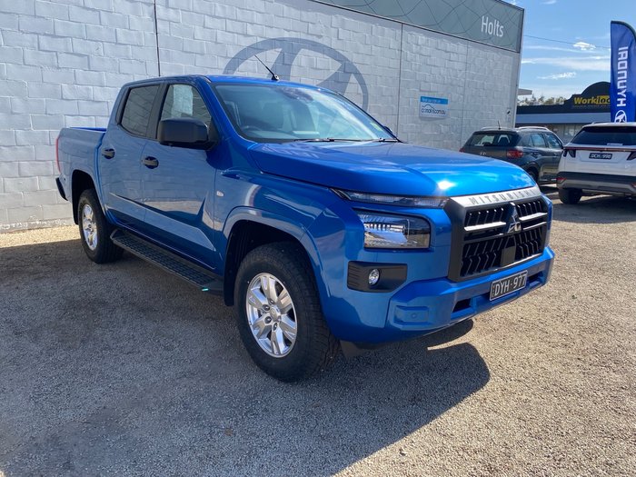 2025 MITSUBISHI Triton GLX+